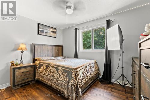 346 White Sands Drive, London, ON - Indoor Photo Showing Bedroom