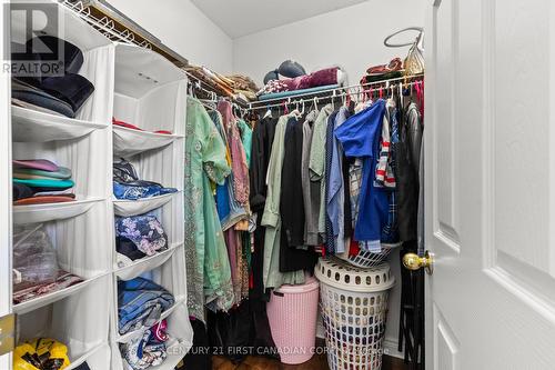 346 White Sands Drive, London, ON - Indoor With Storage