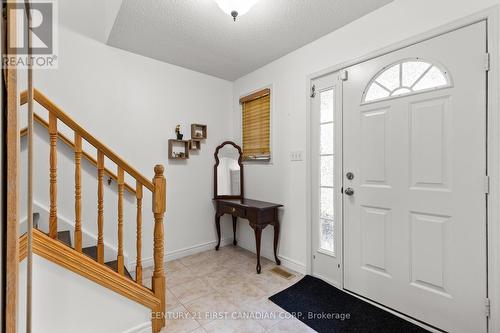 346 White Sands Drive, London, ON - Indoor Photo Showing Other Room