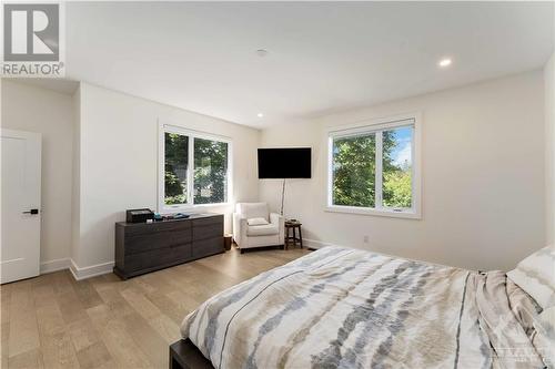 12 Sylvester Street, Ottawa, ON - Indoor Photo Showing Bedroom