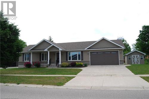 19 Allan Street W, Clifford, ON - Outdoor With Facade