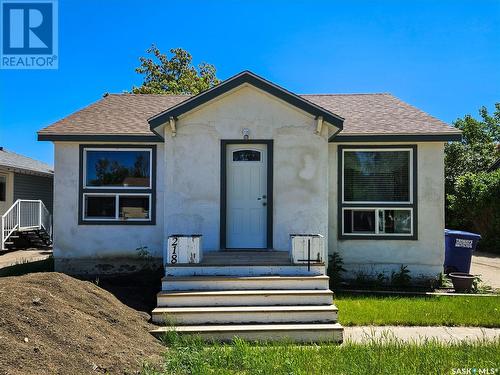 218 2Nd Avenue E, Elrose, SK - Outdoor