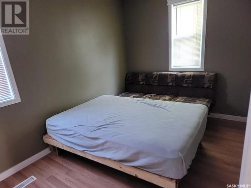 218 2Nd Avenue E, Elrose, SK - Indoor Photo Showing Bedroom