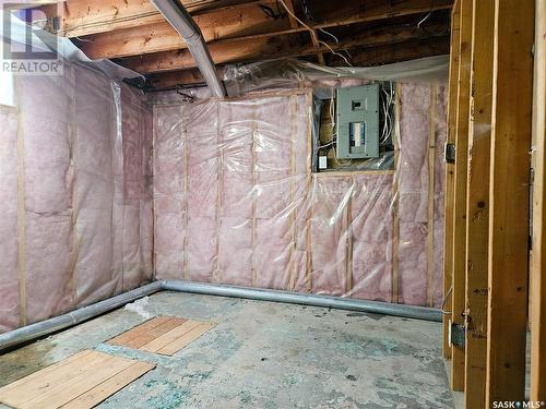 218 2Nd Avenue E, Elrose, SK - Indoor Photo Showing Basement