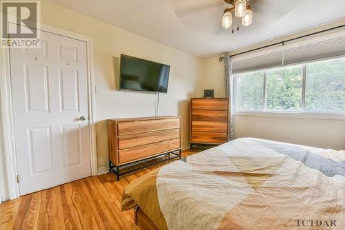 574 Eyre Blvd, Timmins, ON - Indoor Photo Showing Bedroom