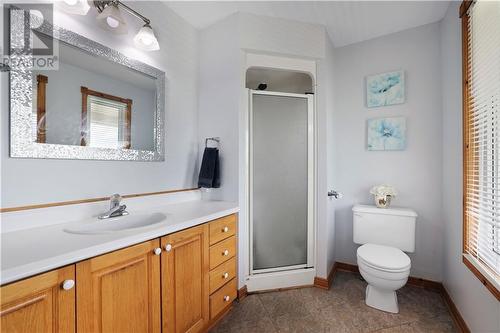 1280 South Mcnaughton Road, Renfrew, ON - Indoor Photo Showing Bathroom