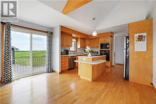 1280 South Mcnaughton Road, Renfrew, ON - Indoor Photo Showing Kitchen