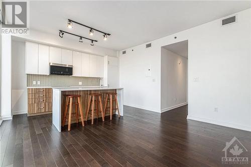 300 Lisgar Street Unit#903, Ottawa, ON - Indoor Photo Showing Kitchen