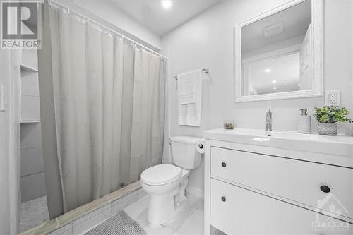 613 Calla Lily Terrace, Ottawa, ON - Indoor Photo Showing Bathroom