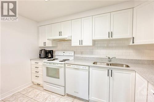 939 North River Road Unit#Ph 4, Ottawa, ON - Indoor Photo Showing Kitchen With Double Sink