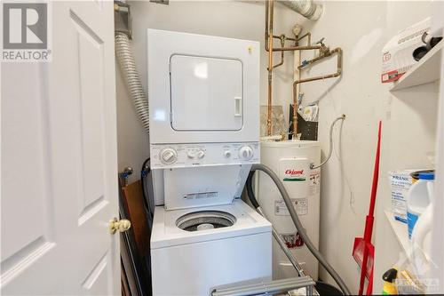 939 North River Road Unit#Ph 4, Ottawa, ON - Indoor Photo Showing Laundry Room