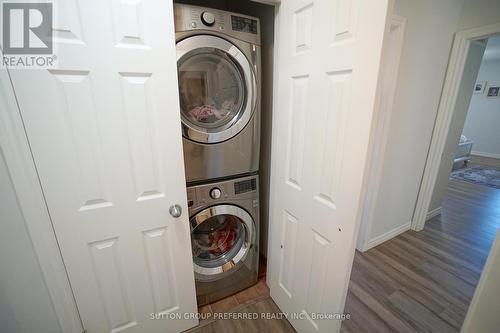 649 Inverness Avenue, London, ON - Indoor Photo Showing Laundry Room