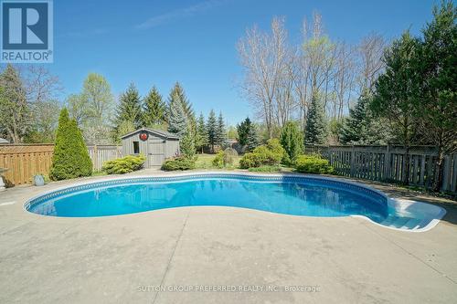 649 Inverness Avenue, London, ON - Outdoor With In Ground Pool With Backyard