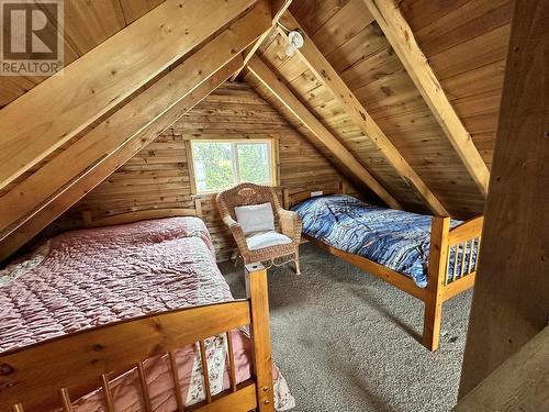 2602 Spout Lake Road, 100 Mile House, BC - Indoor Photo Showing Bedroom