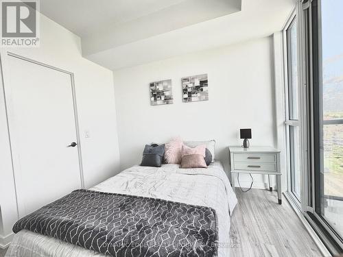 508 - 3005 Pine Glen Road, Oakville, ON - Indoor Photo Showing Bedroom