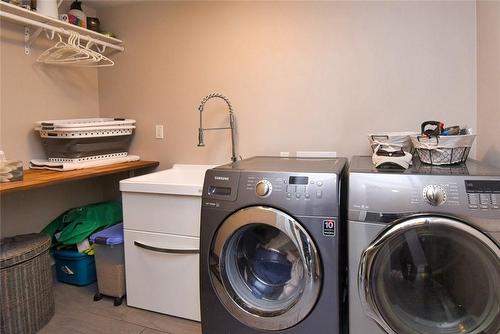 1620 Regional Rd 9 Road, Caledonia, ON - Indoor Photo Showing Laundry Room
