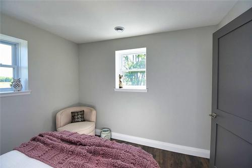 1620 Regional Rd 9 Road, Caledonia, ON - Indoor Photo Showing Bedroom