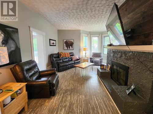 21 Beavis Ter, Temiskaming Shores, ON - Indoor Photo Showing Living Room With Fireplace