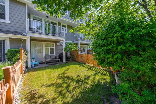 21-1853 Parkview Crescent, Kelowna, BC - Outdoor