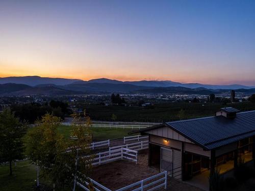 1052 Webster Road, Kelowna, BC - Outdoor With View