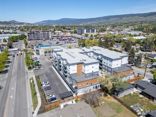 102-191 Hollywood Road, Kelowna, BC - Outdoor With View