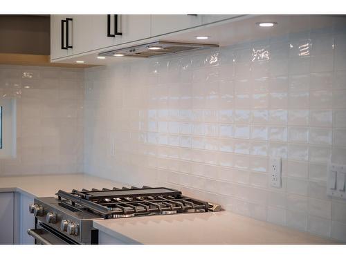 A - 516 Robson Street, Nelson, BC - Indoor Photo Showing Kitchen