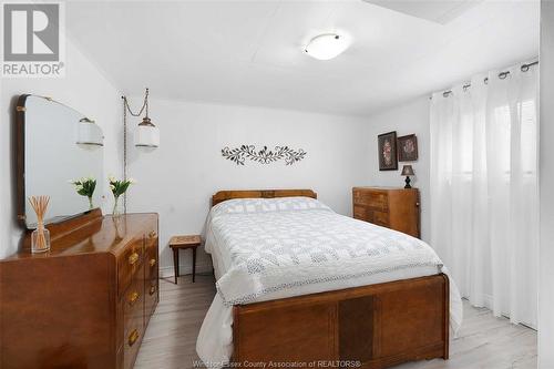 958 Erie Avenue West, Kingsville, ON - Indoor Photo Showing Bedroom