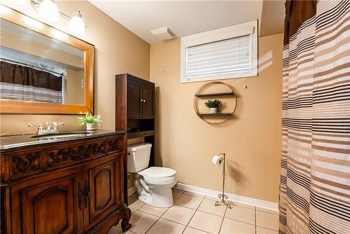 8076 Spring Blossom Drive, Niagara Falls, ON - Indoor Photo Showing Bathroom