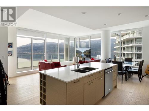 1191 Sunset Drive Unit# 2705, Kelowna, BC - Indoor Photo Showing Kitchen With Double Sink