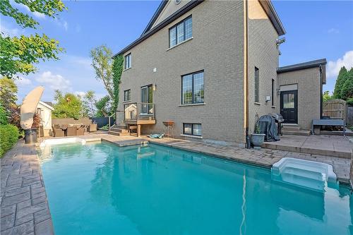 76 Bridgenorth Crescent, Hamilton, ON - Outdoor With In Ground Pool With Exterior