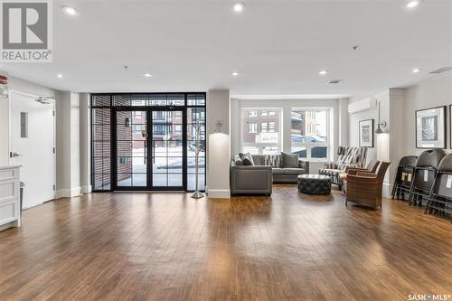 305 404 Cartwright Street, Saskatoon, SK - Indoor Photo Showing Living Room