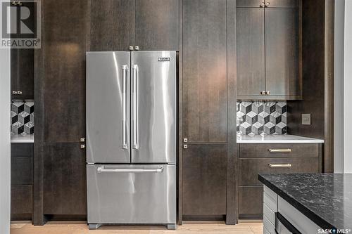 305 404 Cartwright Street, Saskatoon, SK - Indoor Photo Showing Kitchen