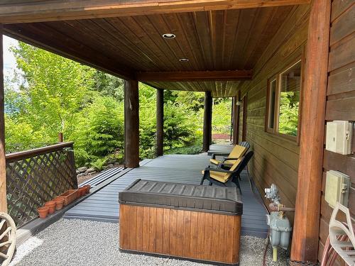 714 Regent Street, Nelson, BC - Outdoor With Deck Patio Veranda With Exterior