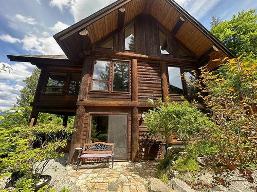 714 Regent Street, Nelson, BC - Outdoor