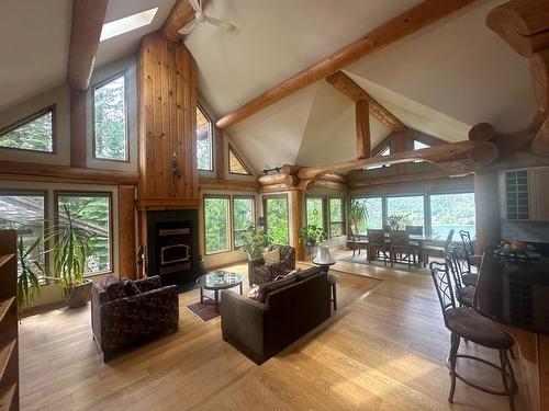 714 Regent Street, Nelson, BC - Indoor Photo Showing Living Room With Fireplace