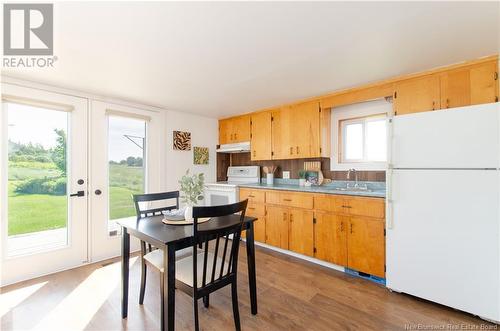 577 Memramcook East Road, Memramcook East, NB - Indoor Photo Showing Kitchen