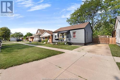 1326 Aubin, Windsor, ON - Outdoor With Facade