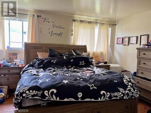 300 Glen Rouge Drive, North Bay, ON - Indoor Photo Showing Bedroom
