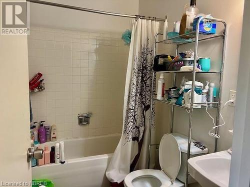 300 Glen Rouge Drive, North Bay, ON - Indoor Photo Showing Bathroom