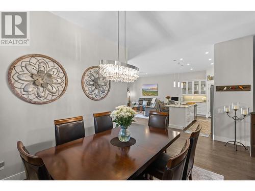 1836 Tower Ranch Boulevard Unit# 27, Kelowna, BC - Indoor Photo Showing Dining Room