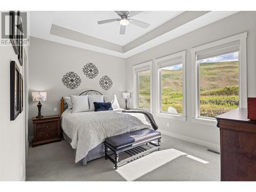 1836 Tower Ranch Boulevard Unit# 27, Kelowna, BC - Indoor Photo Showing Bedroom