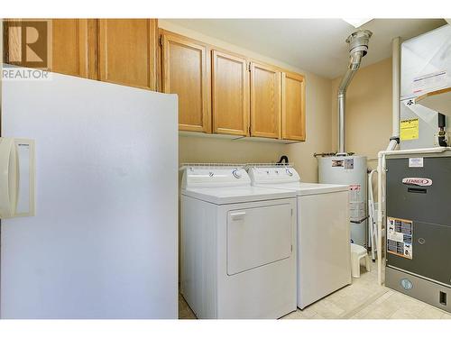 1209 Brookside Avenue Unit# 3, Kelowna, BC - Indoor Photo Showing Laundry Room