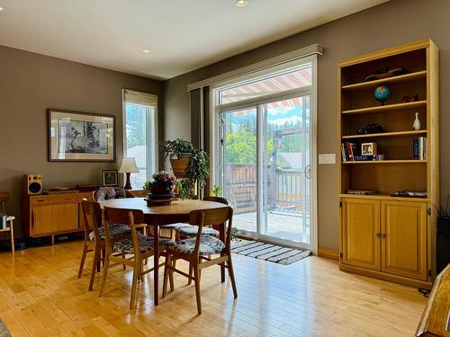 838 309Th Street, Kimberley, BC - Indoor Photo Showing Dining Room