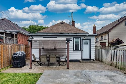 107 Ivon Avenue, Hamilton, ON - Outdoor