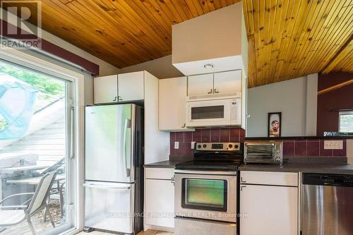 105 Bate Road, Quinte West, ON - Indoor Photo Showing Kitchen