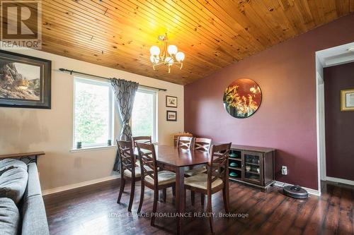 105 Bate Road, Quinte West, ON - Indoor Photo Showing Dining Room