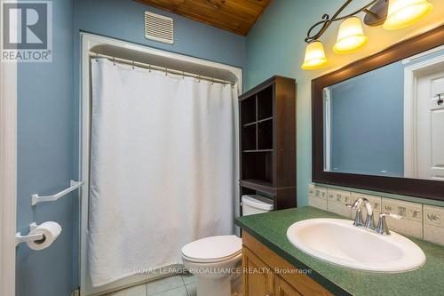 105 Bate Road, Quinte West, ON - Indoor Photo Showing Bathroom