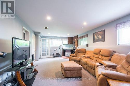 105 Bate Road, Quinte West, ON - Indoor Photo Showing Living Room