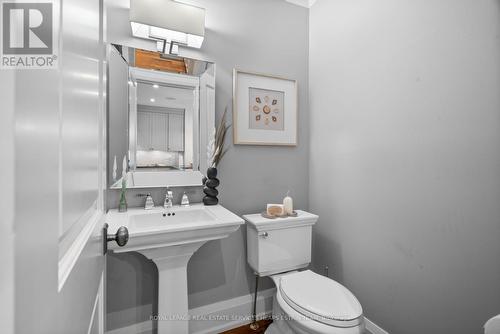 16 Gormley Avenue, Toronto, ON - Indoor Photo Showing Bathroom