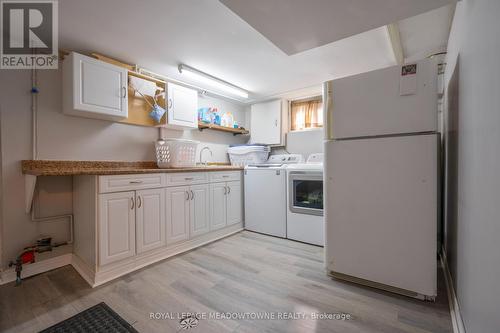 338 Inverness Avenue E, Hamilton, ON - Indoor Photo Showing Laundry Room